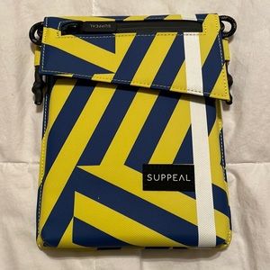 Suppeal Unisex Crossbody Bag